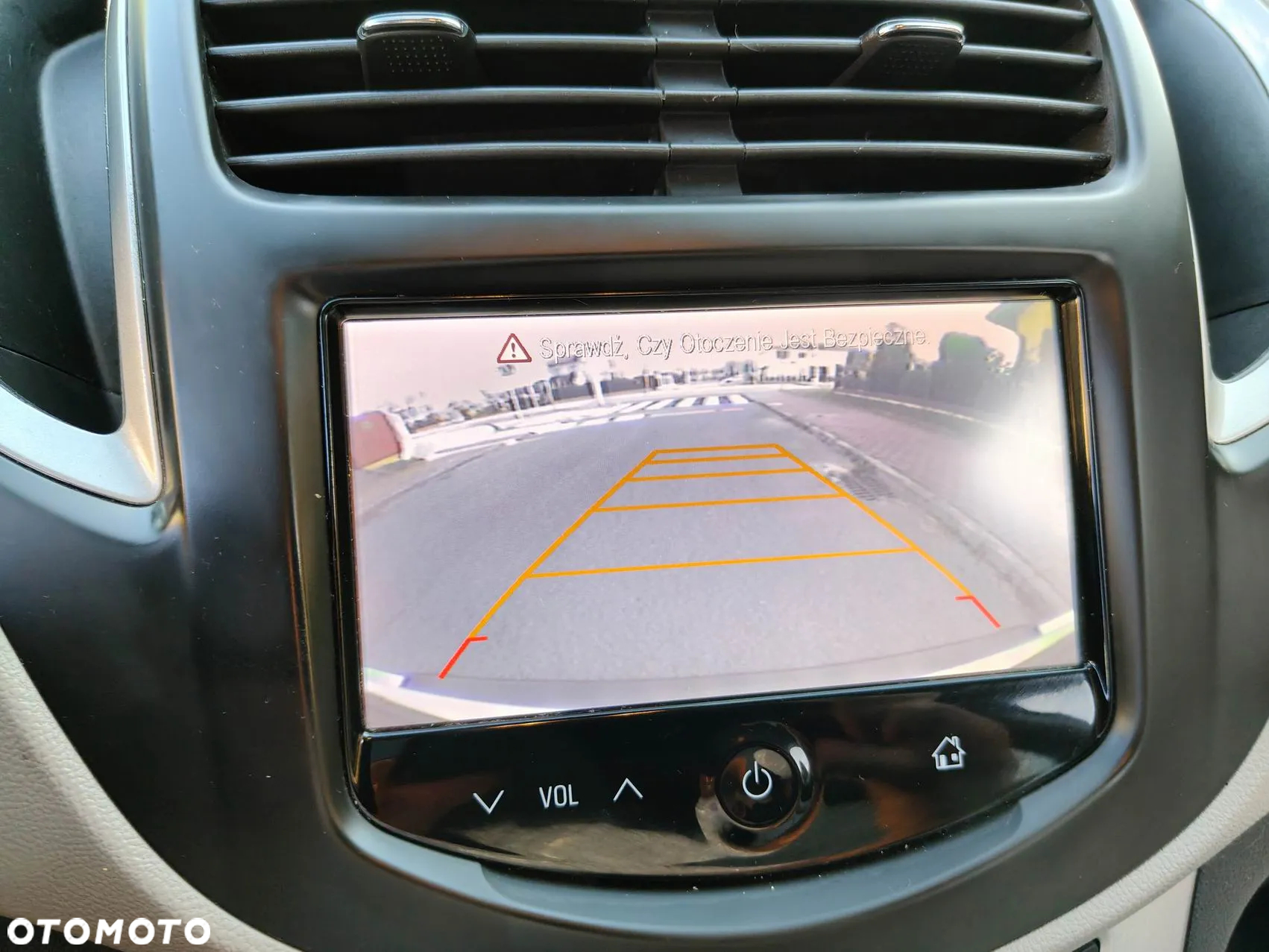 Chevrolet Trax 1.7 D LTZ - 28