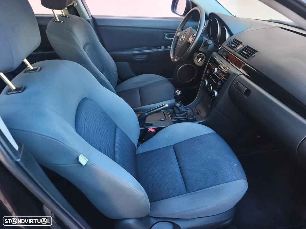 Mazda 3 Hatchback MZ-CD 1.6 Exclusive - 24