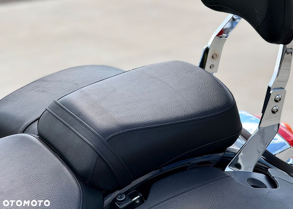 Suzuki VL 1500 Intruder LC - Boulevard C90 - 21