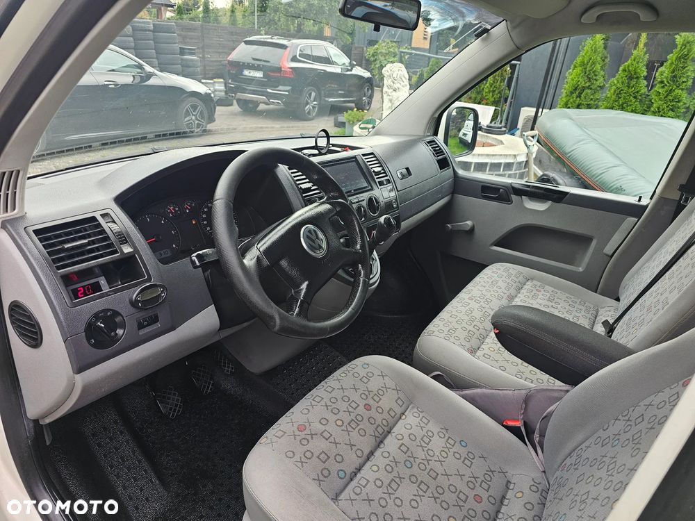 Volkswagen Transporter Shuttle Lang - 5