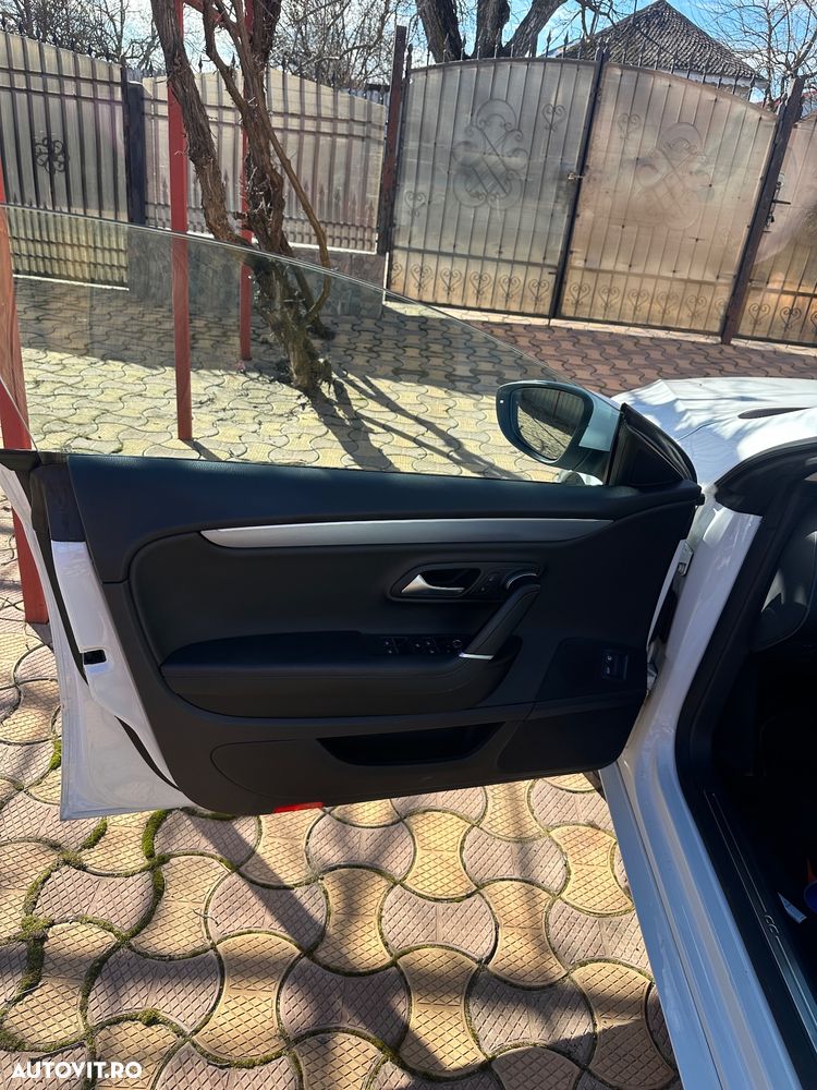 Volkswagen Passat CC - 10