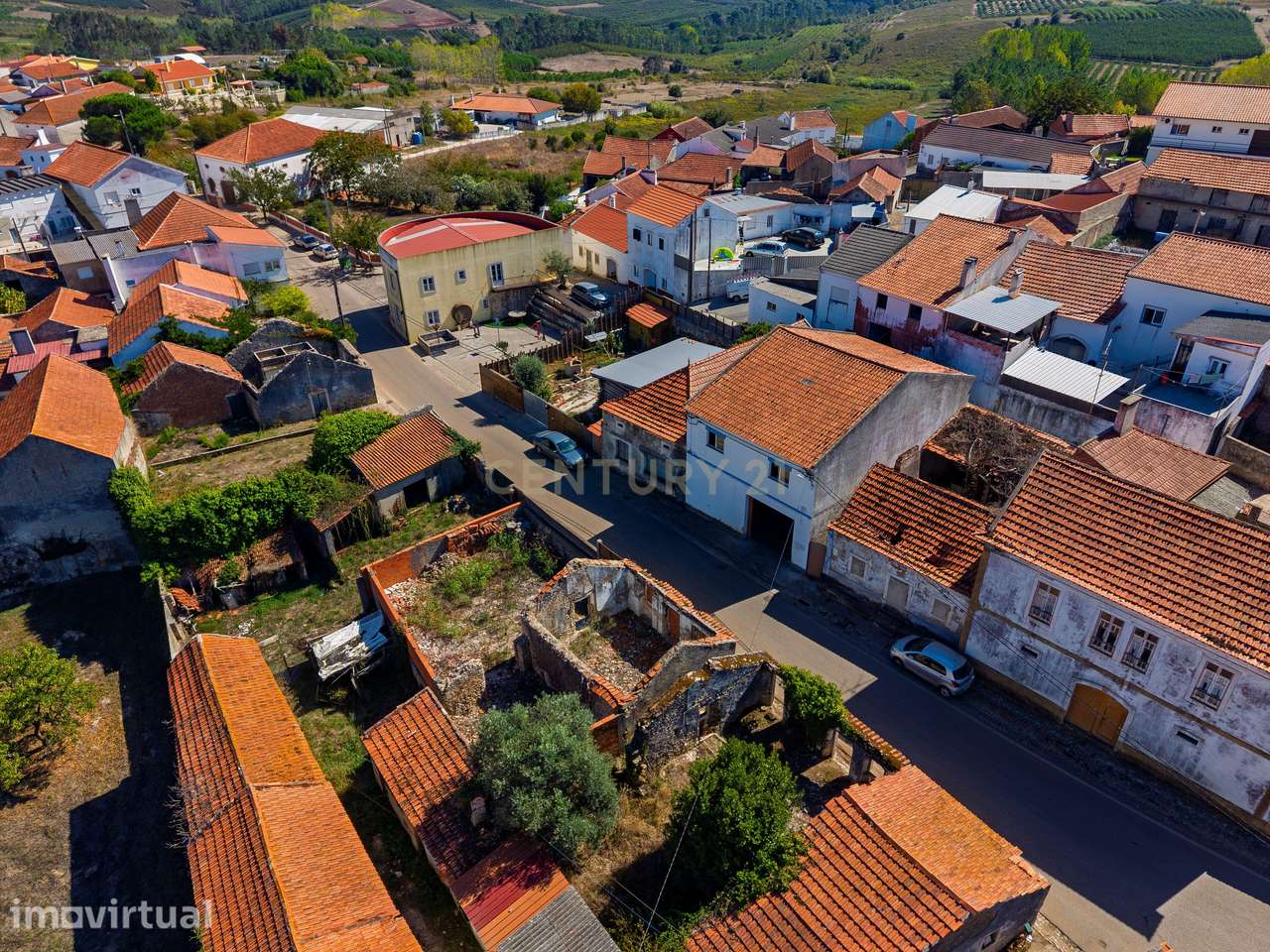 Ruina com Potencial em Coz, Alcobaça - 150m² - Grande imagem: 5/22