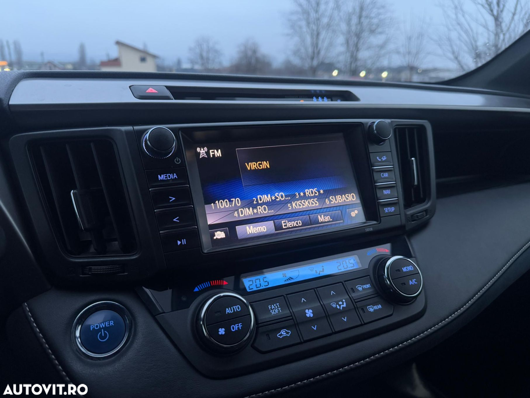 Toyota RAV4 - 13