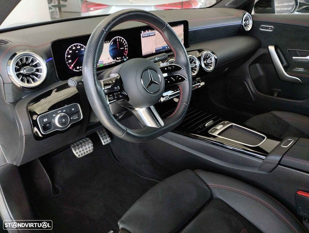 Mercedes-Benz CLA 250 e Shooting Brake AMG Line - 2