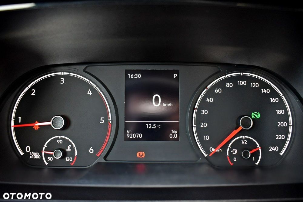 Volkswagen Caddy 2.0 TDI DSG - 17