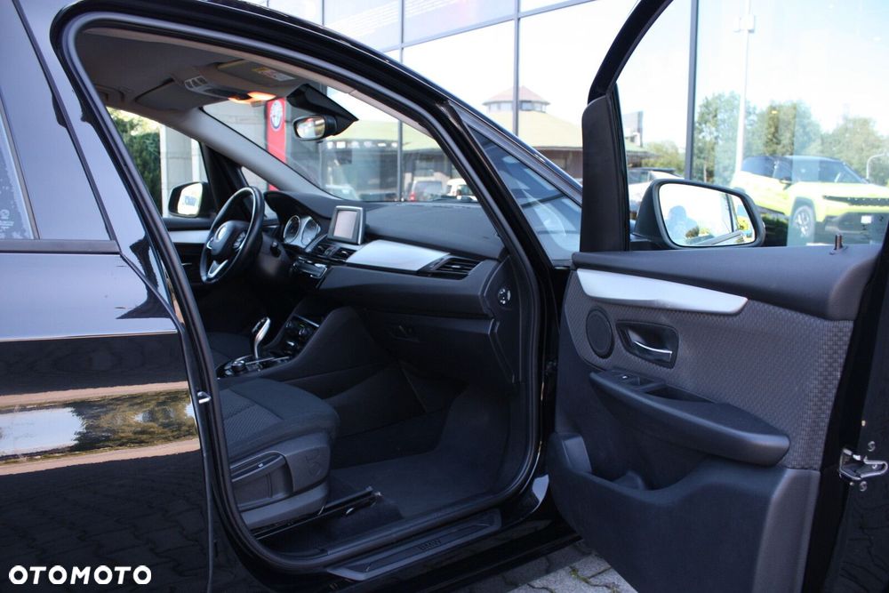 BMW Seria 2 218i GPF - 22