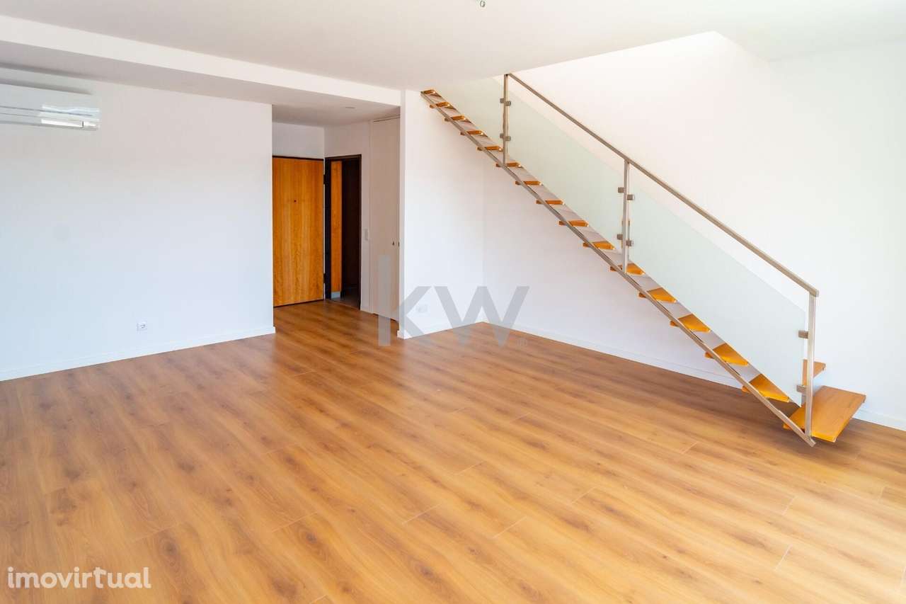 Luxo Raro nas Colinas do Cruzeiro – T3+1 com Mega Box e Terraço Privad - Grande imagem: 3/60