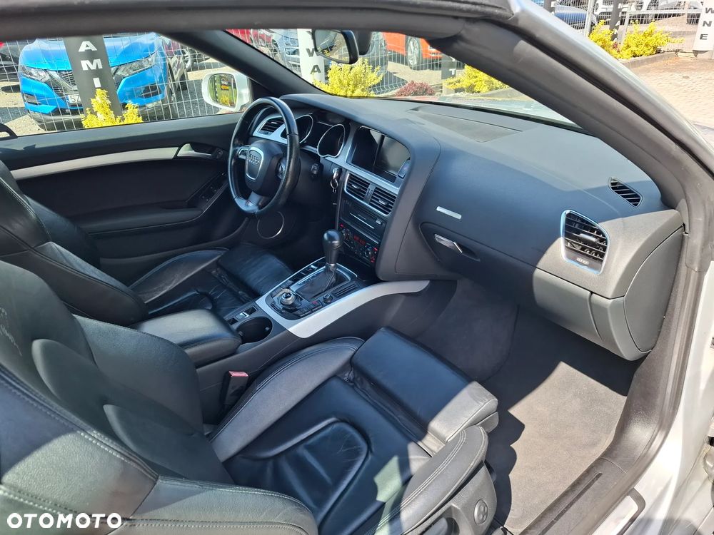 Audi A5 Cabrio - 27