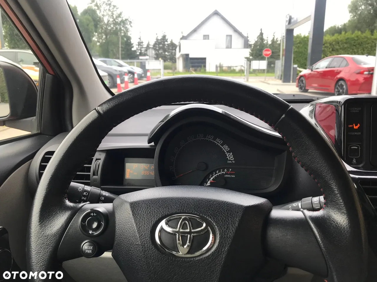 Toyota iQ 1.33 Plus EU5 CVT - 24