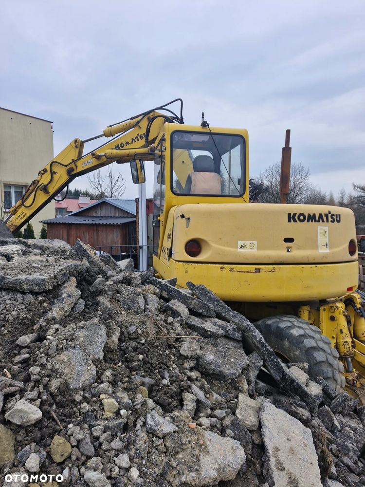 Komatsu PW75 - 2