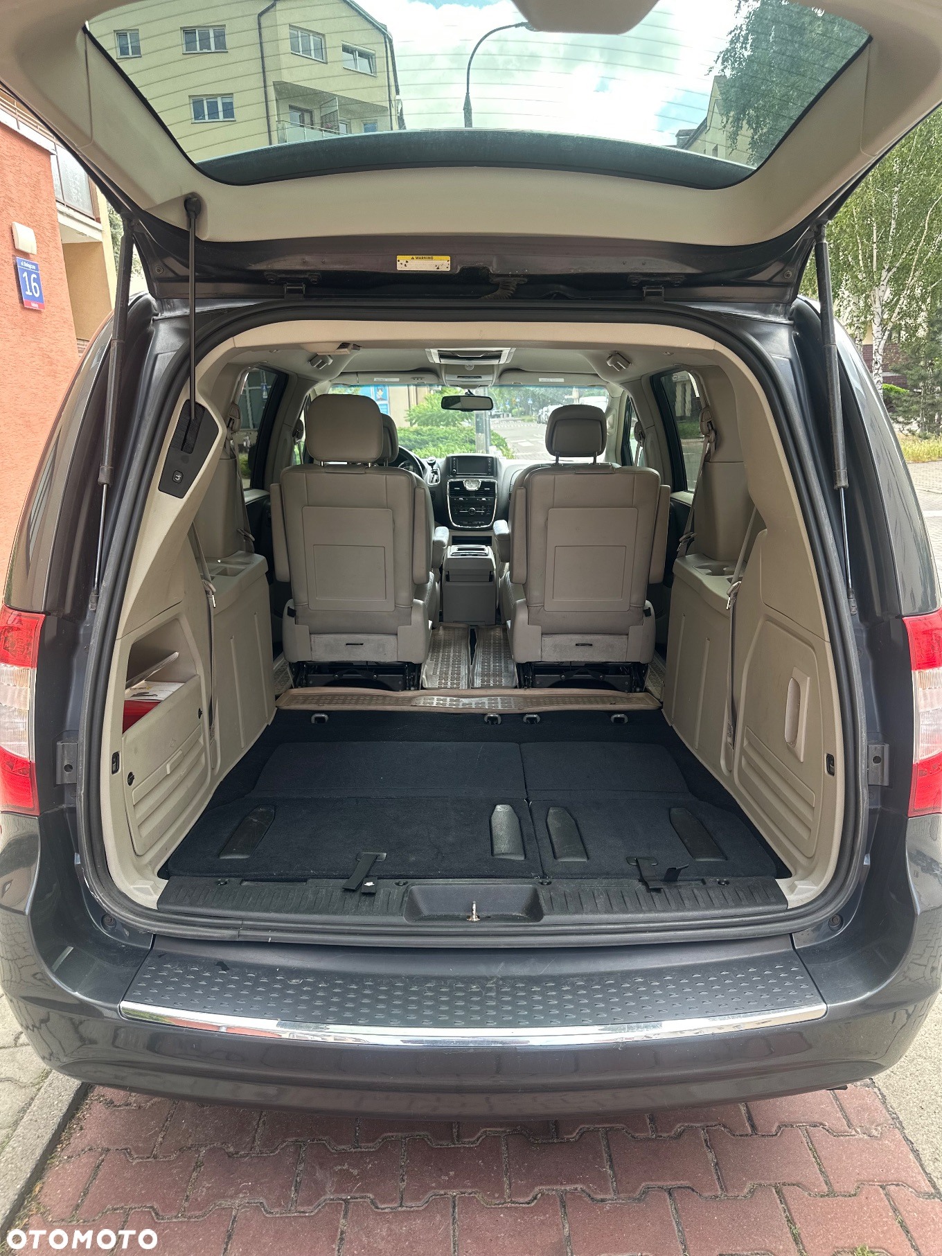 Chrysler Town & Country 3.6 Touring - 18