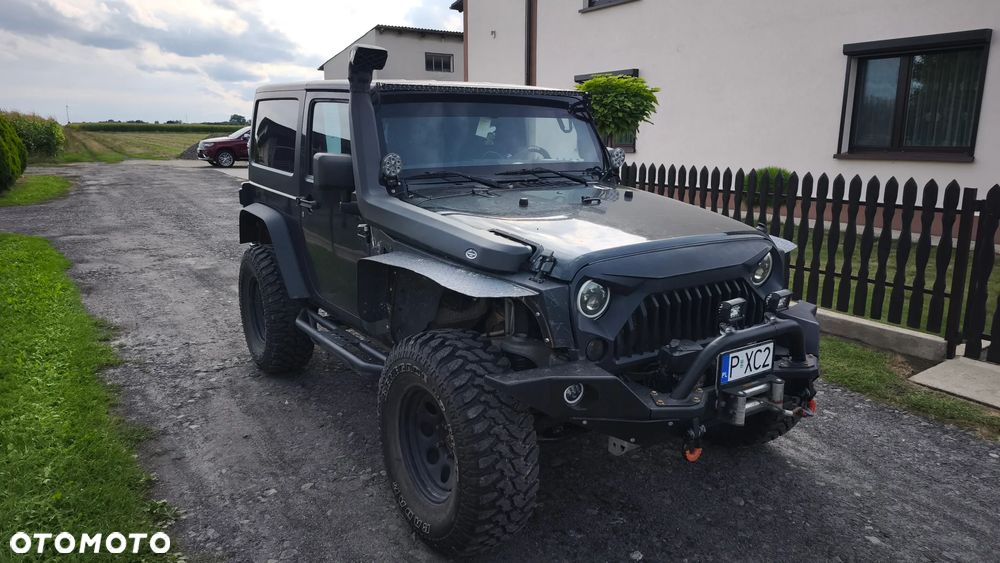 Jeep Wrangler - 2