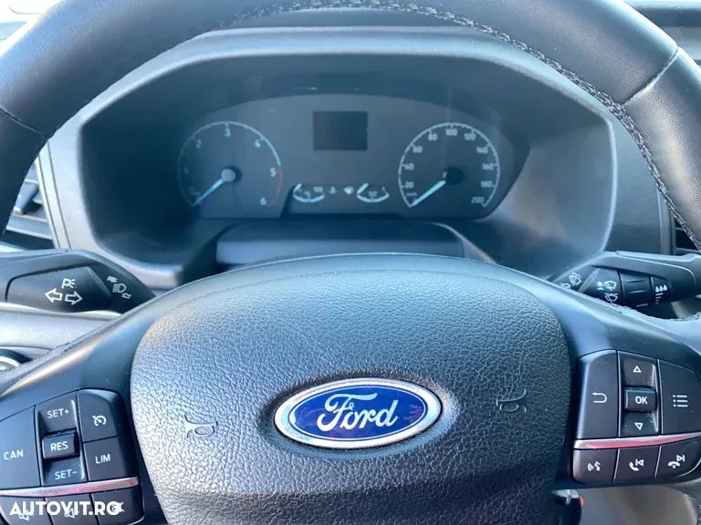 Ford Transit Custom - 10