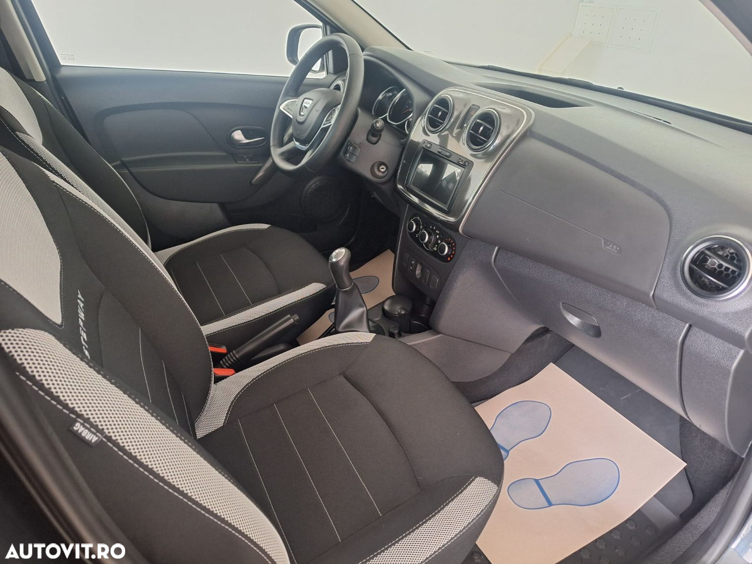 Dacia Logan Stepway 1.5 Blue dCi - 8