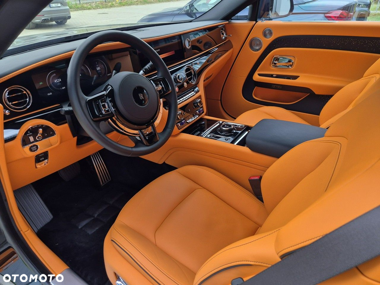 Rolls-Royce Spectre - 15