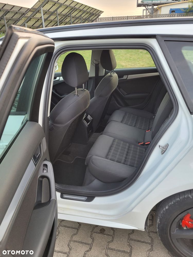 Audi A4 Avant 2.0 TDI Quattro - 10