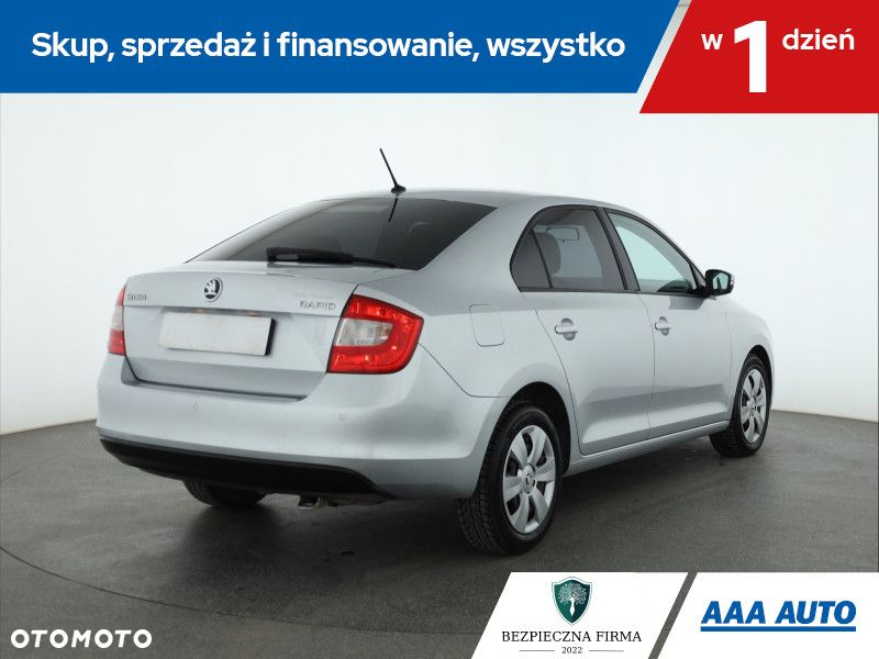 Skoda RAPID - 6
