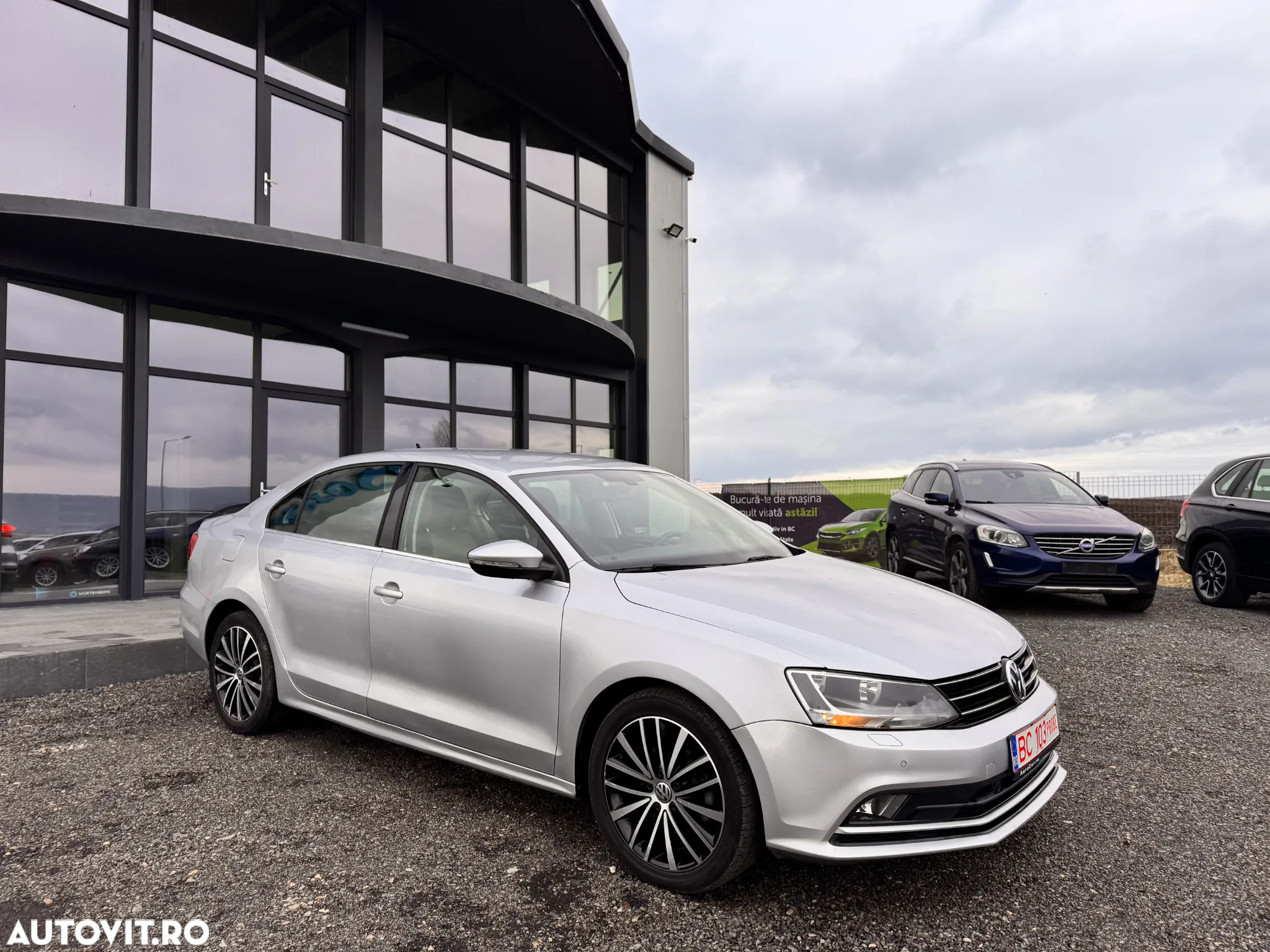 Volkswagen Jetta 2.0 TDI DSG BlueMotion Technologie - 4