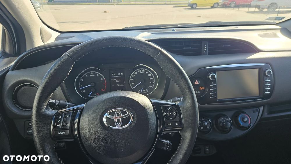 Toyota Yaris 1.5 Active - 3