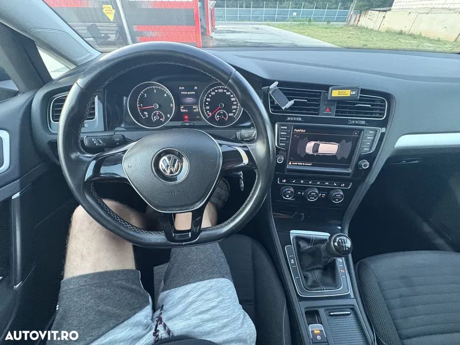 Volkswagen Golf 1.6 TDI BlueMotion Technology Cup - 8