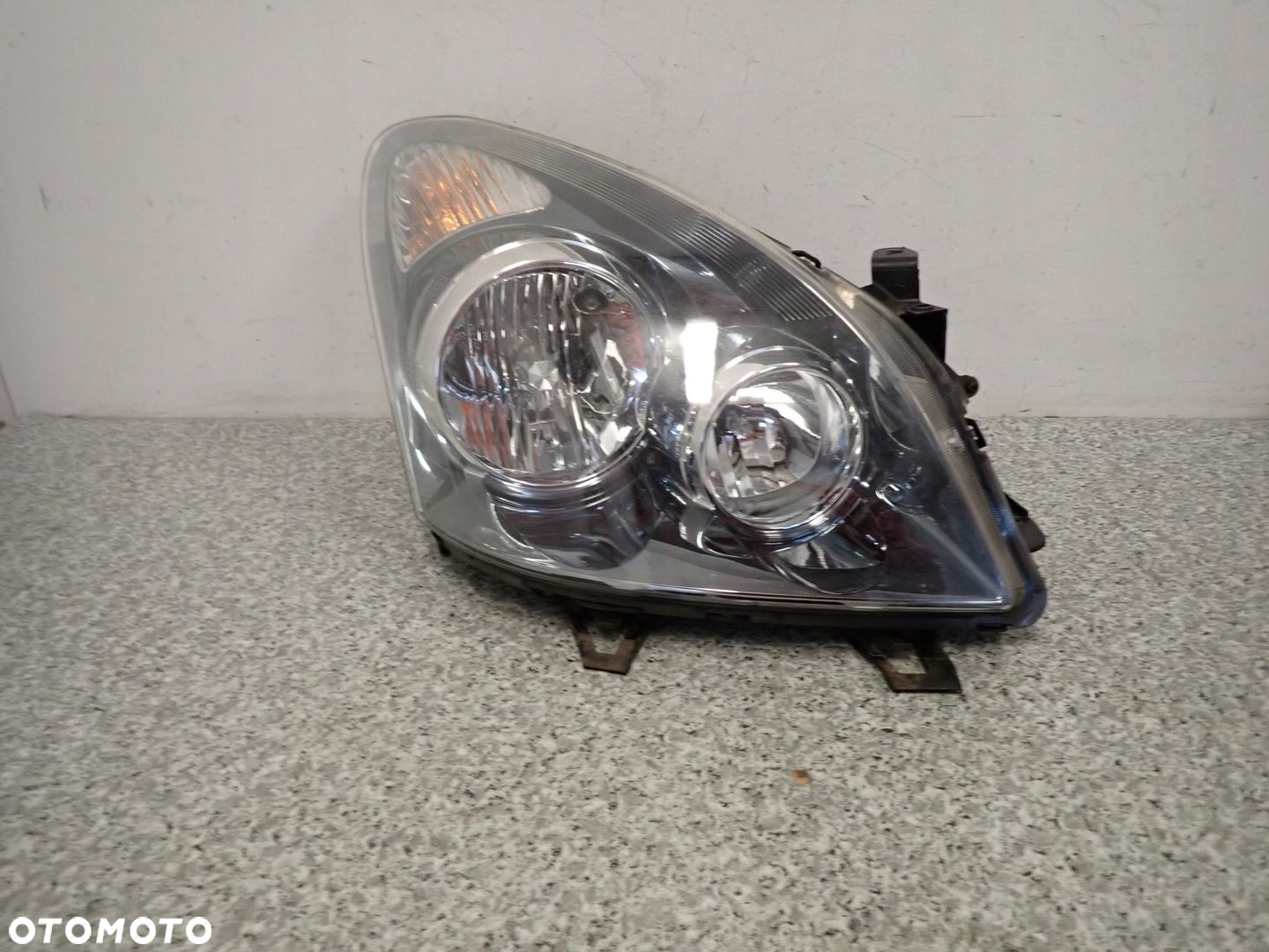 TOYOTA COROLLA VERSO 07- LAMPA PRZEDNIA PRAWA REFLEKTOR PRAWY D-CAT - 3