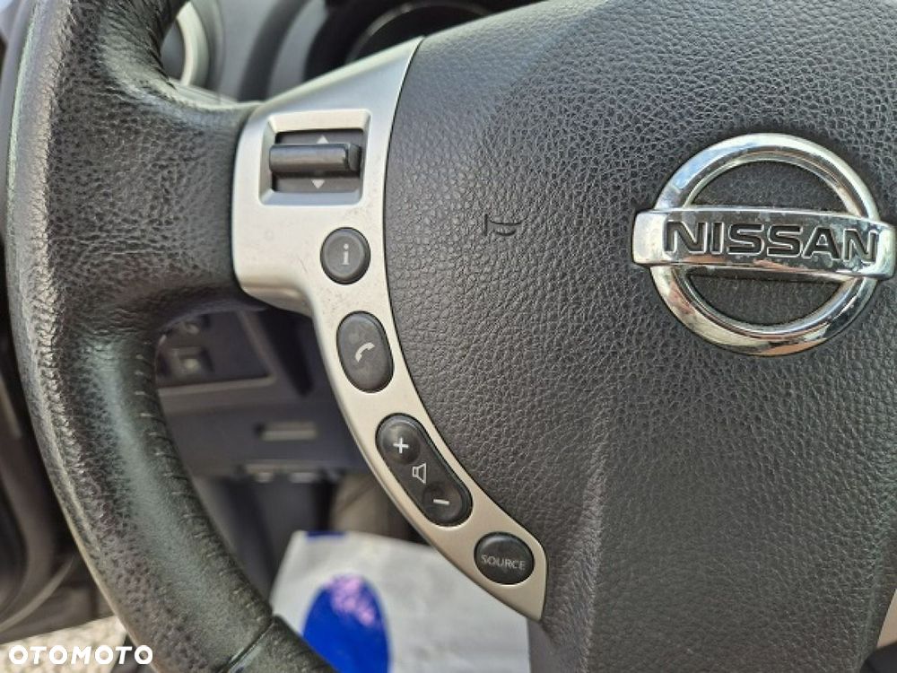 Nissan Qashqai - 24