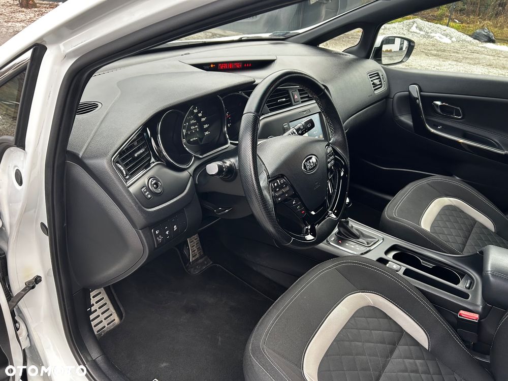 Kia Ceed 1.6 CRDi GT Line DCT - 28