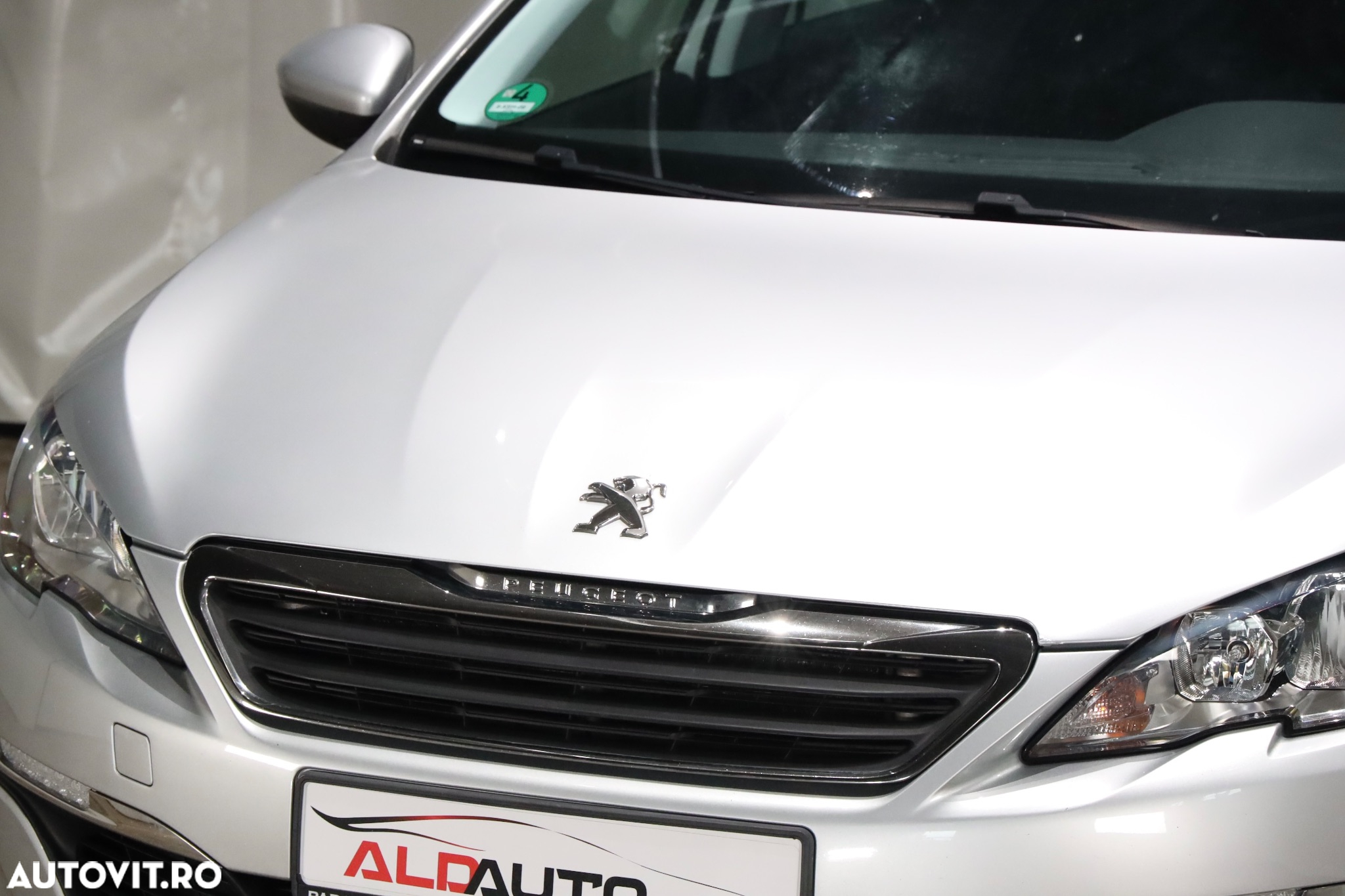 Peugeot 308 BlueHDi FAP 120 Stop & Start Active - 19
