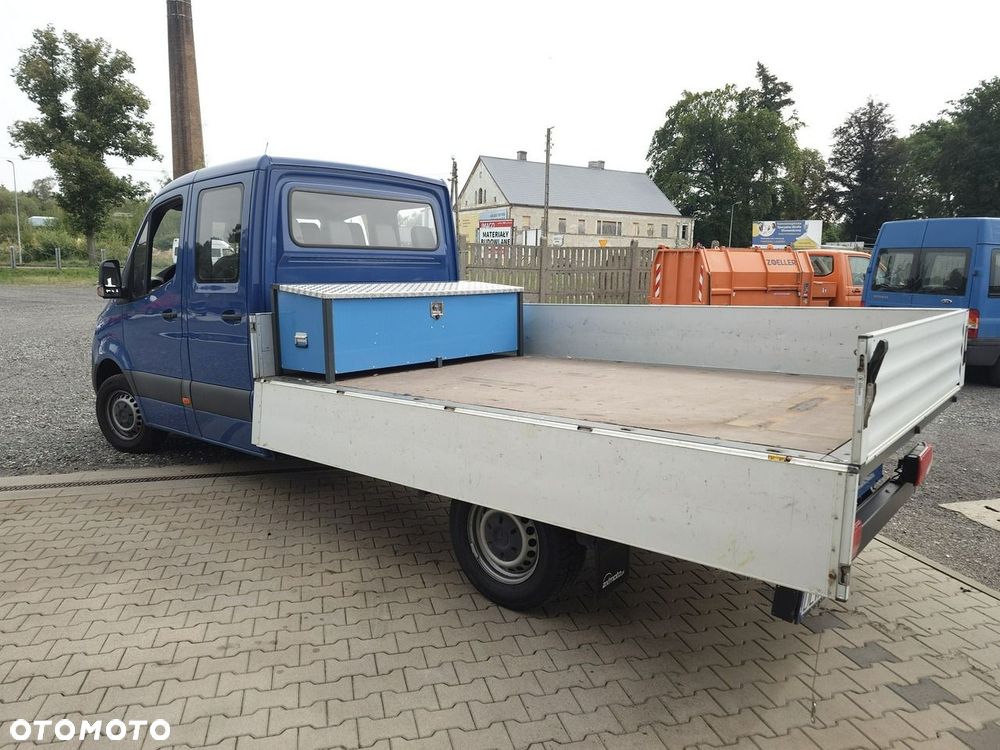 Mercedes-Benz Sprinter - 4