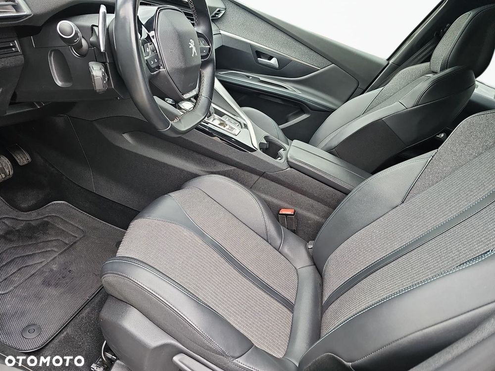 Peugeot 3008 1.5 BlueHDi Allure Pack S&S EAT8 - 10
