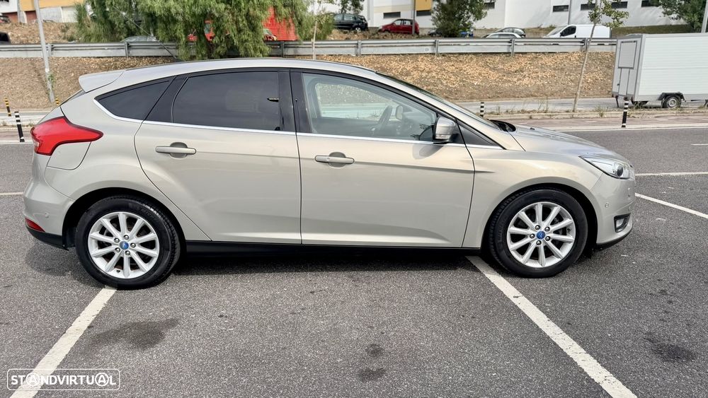 Ford Focus 1.0 SCTi ST-Line - 3