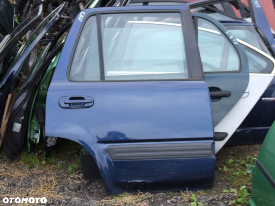 Drzwi prawy tył - Honda CRV - 1
