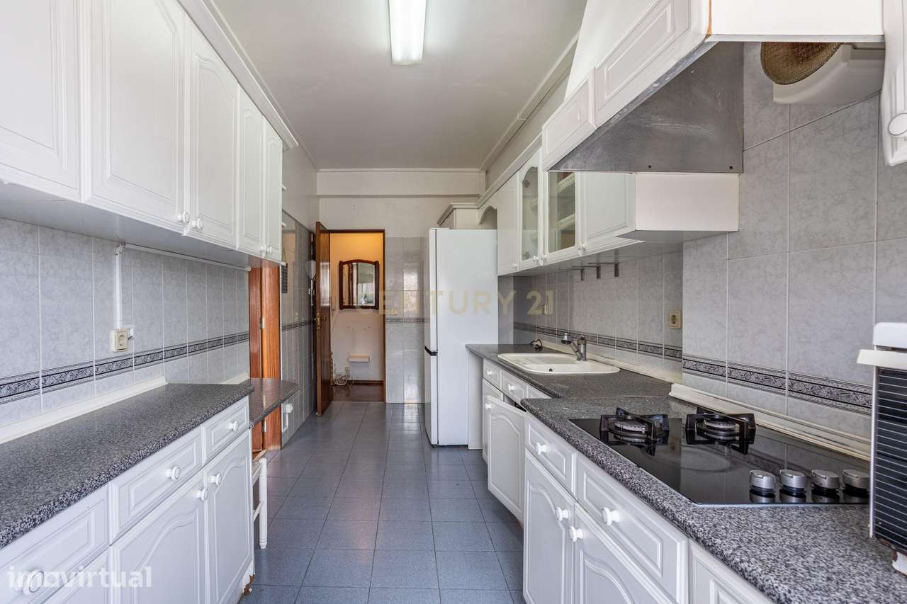 Apartamento T4 em Queluz - Grande imagem: 2/31