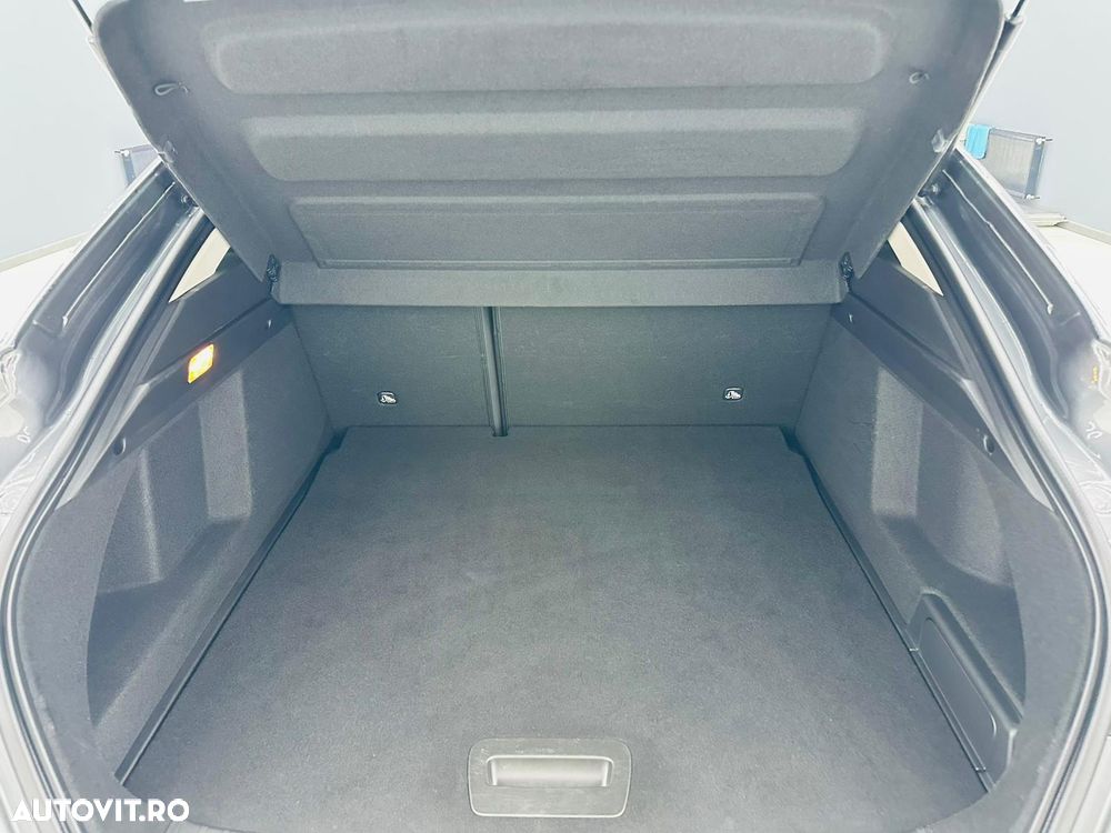 Renault Arkana E-TECH Zen - 18