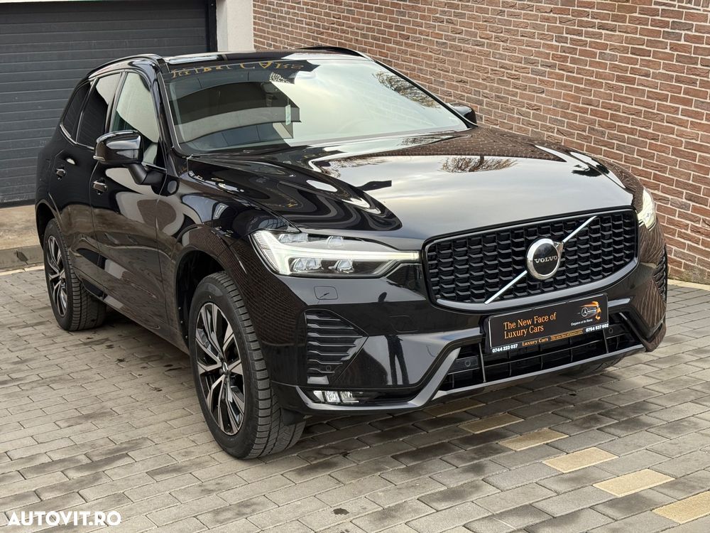 Volvo XC 60 B4 MHEV AT AWD Ultimate Dark - 2