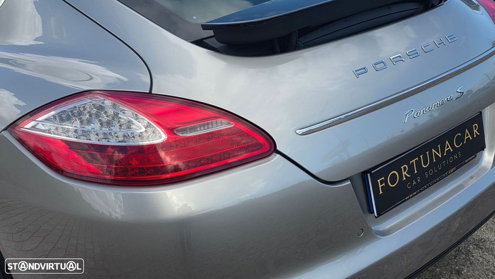 Porsche Panamera S PDK - 9