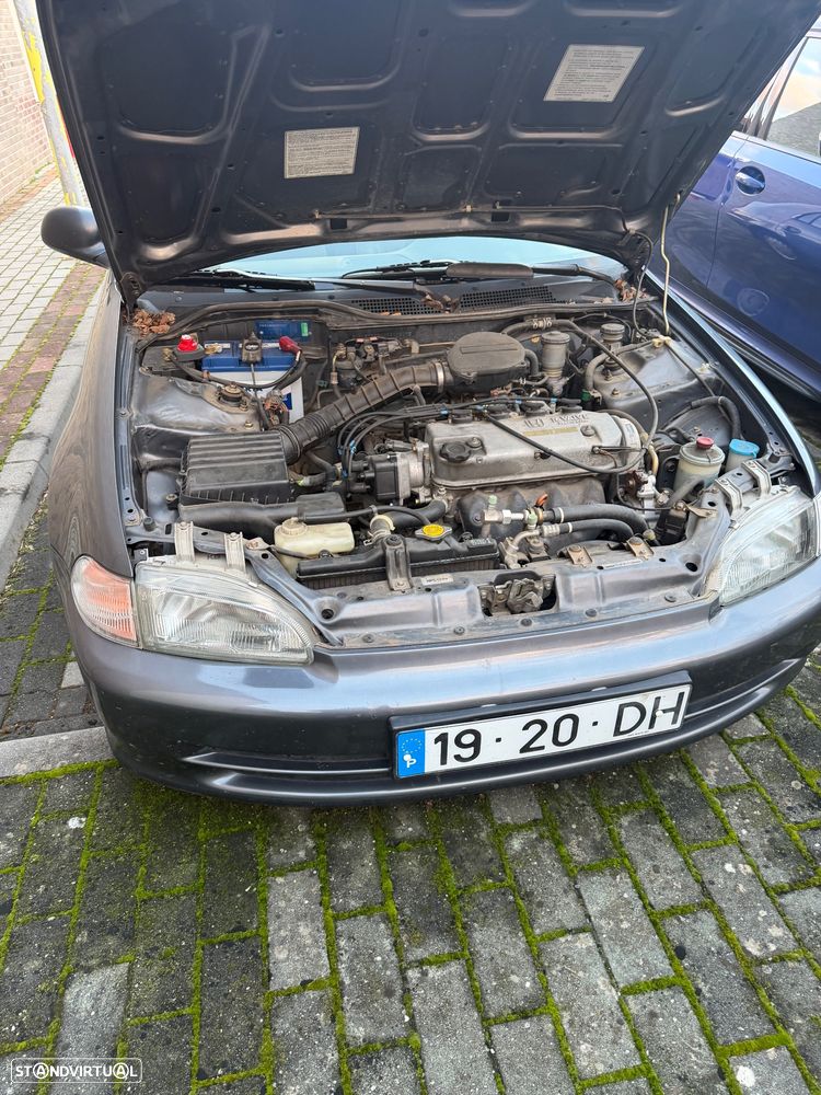 Honda Civic 1.5 LSi 16 V - 10