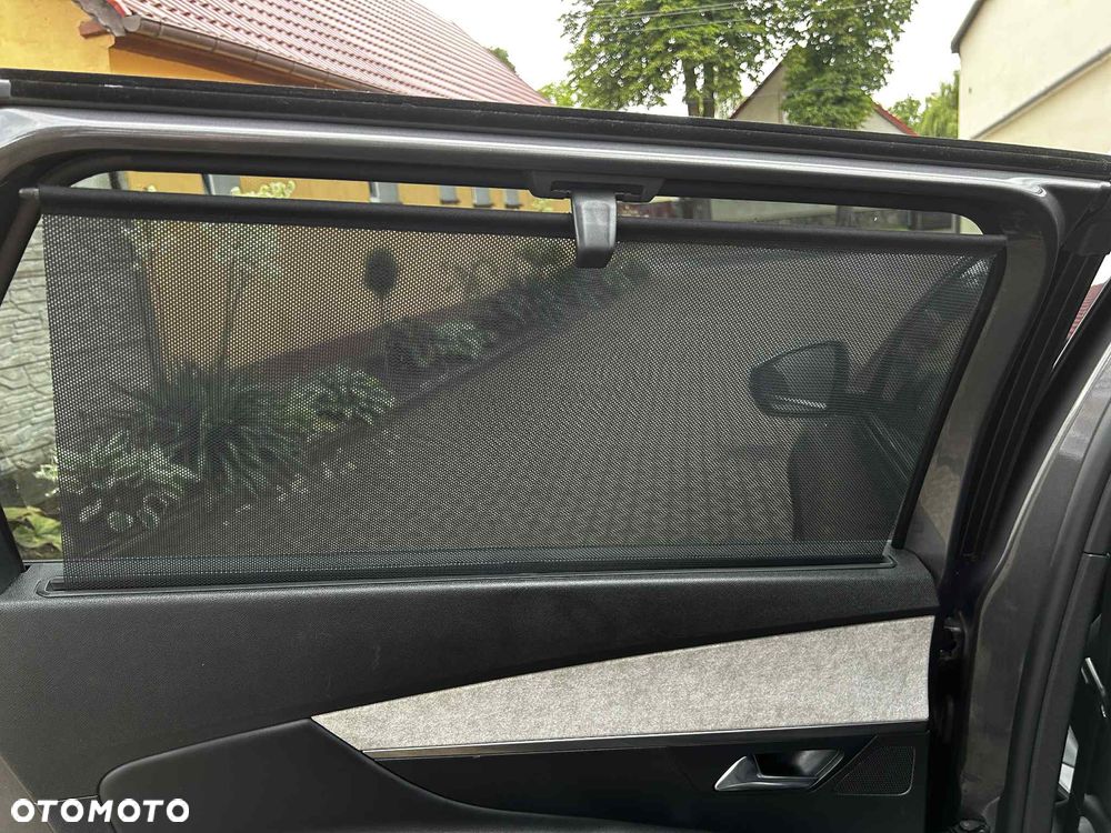 Peugeot 5008 1.5 BlueHDi GT S&S EAT8 - 37