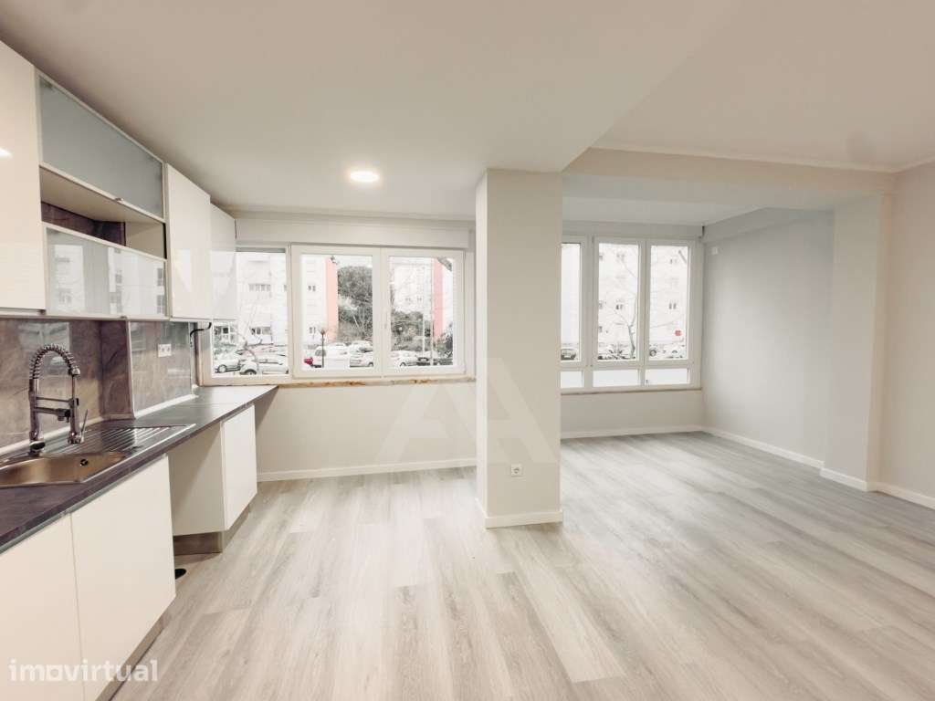 Apartamento T2 em Oeiras com 2 Casas de Banho - Grande imagem: 5/21