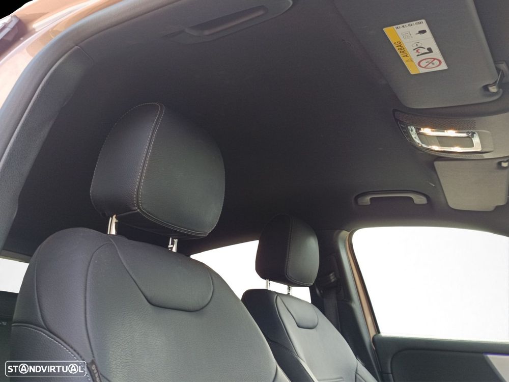 Mercedes-Benz GLA 250 e 8G-DCT AMG Line - 28