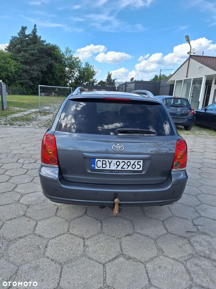 Toyota Avensis 2.2 D-4D Prestige - 5
