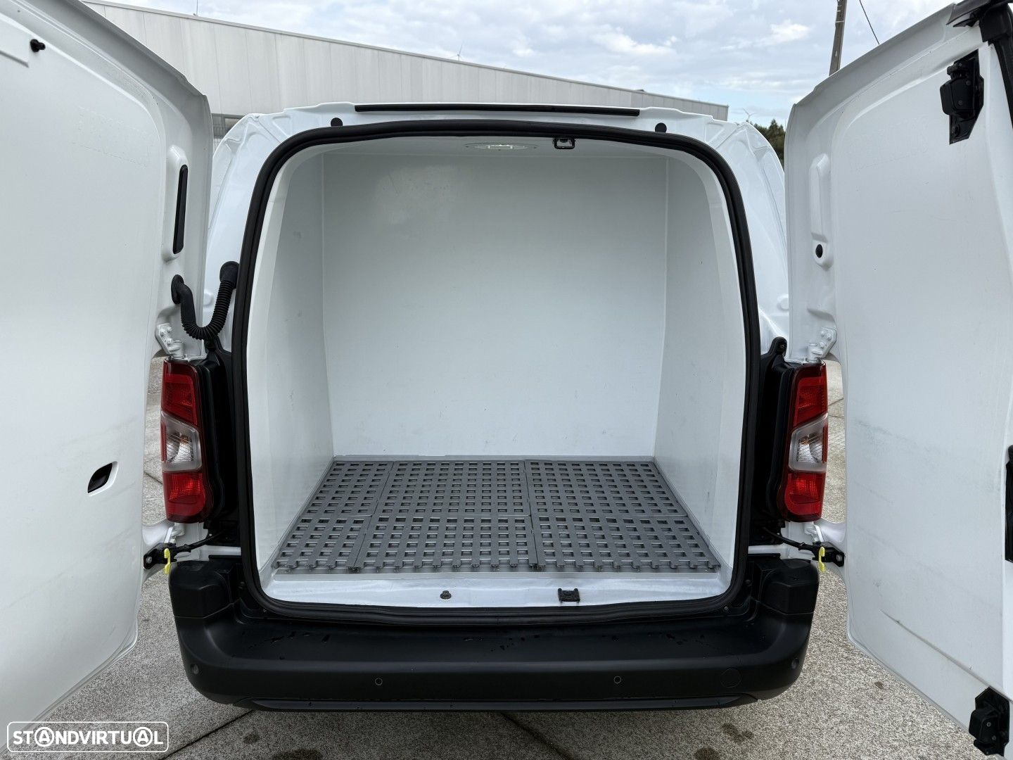Opel Combo 1.5 CDTi L1H1 Caixa Fibrada - 9