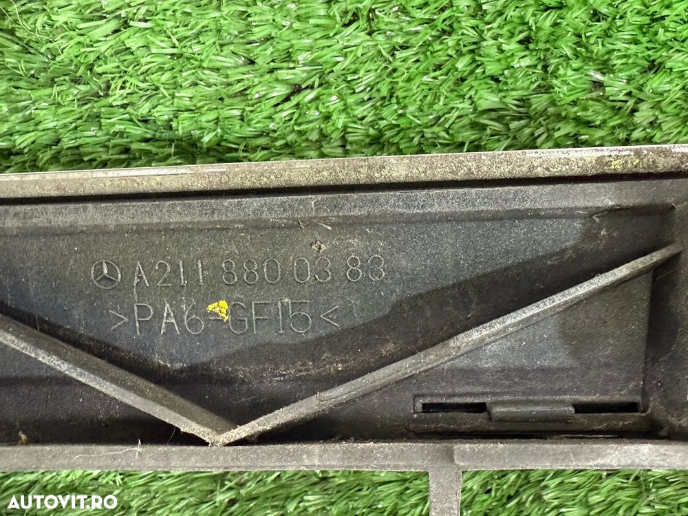 GRILA RADIATOR MERCEDES BENZ W211 E280 CDI 2006 COD OEM A2118800383 2002-2009 - 8