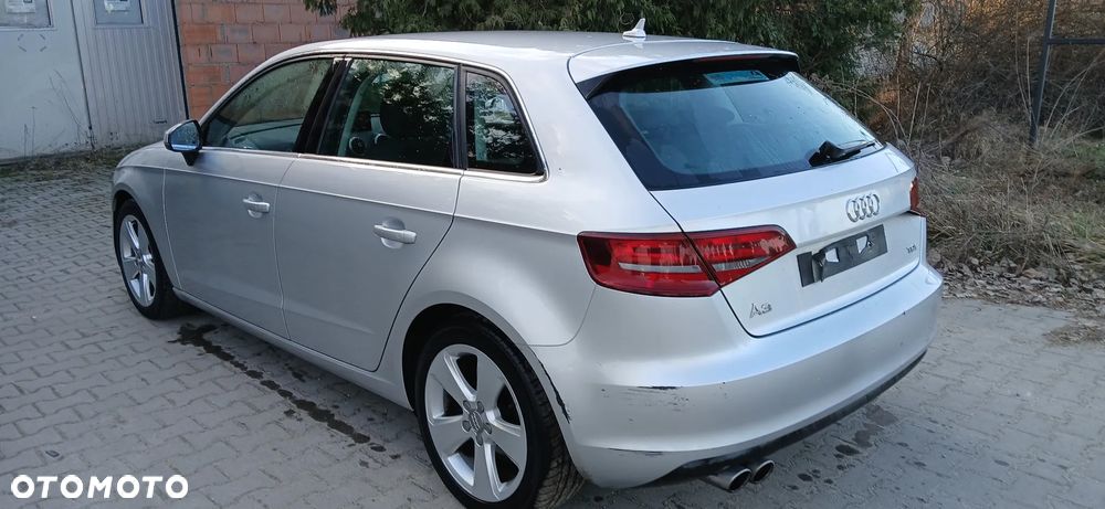 Audi A3 Sportback 2.0 TDI Ambiente - 6