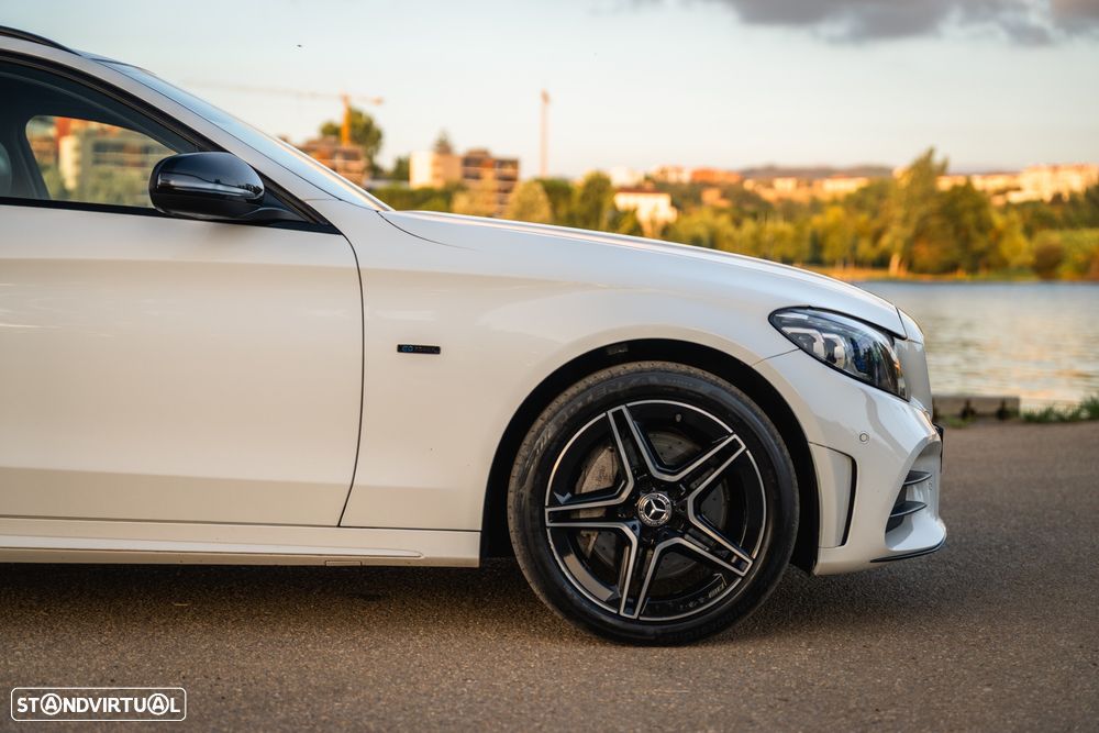 Mercedes-Benz C 300 de T 9G-TRONIC AMG Line - 4