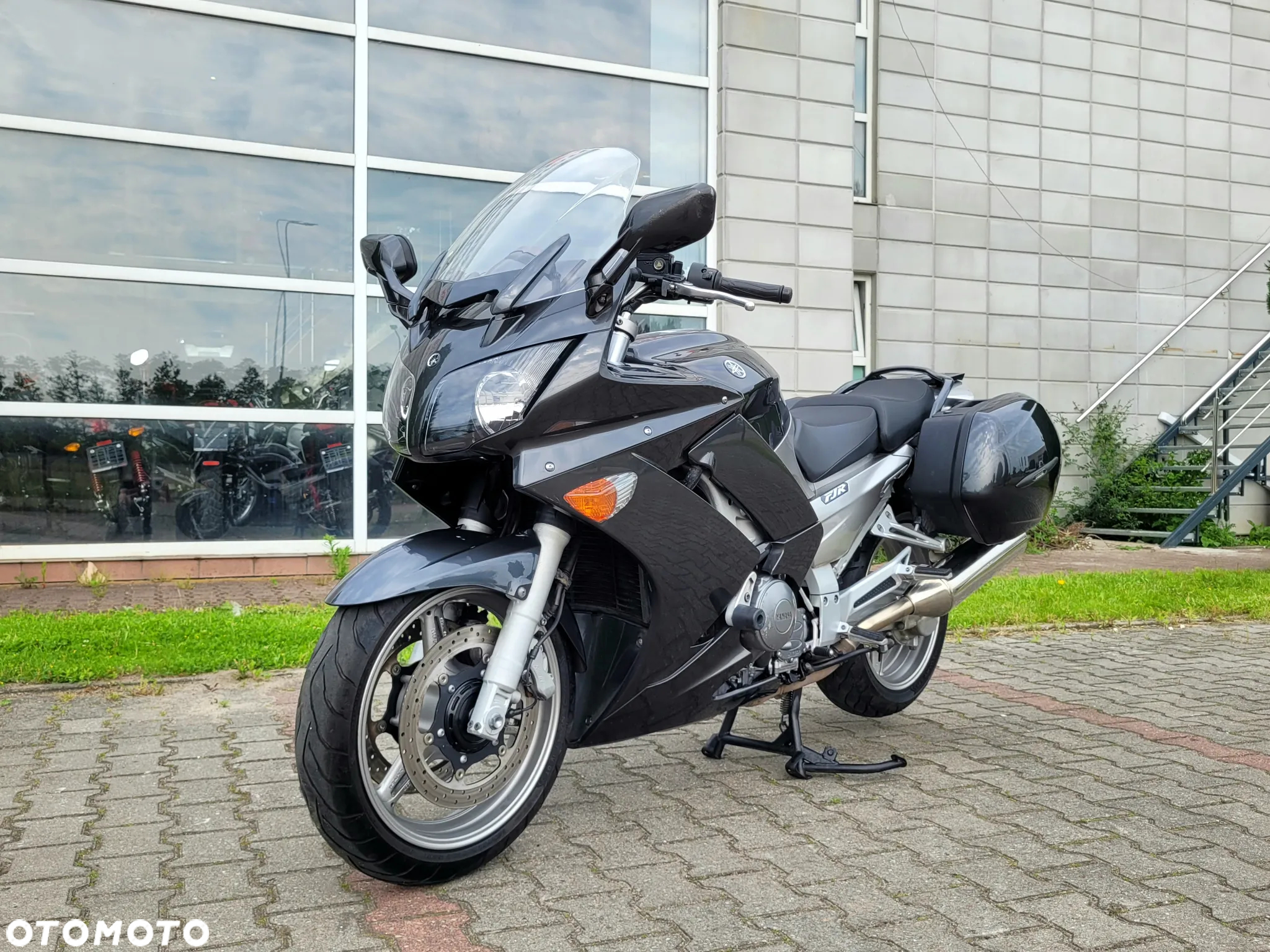 Yamaha FJR - 8