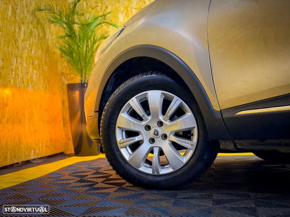 Renault Captur 1.0 TCe Intens - 34