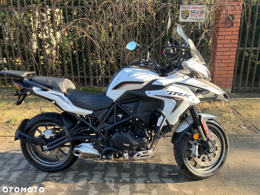 Benelli TRK 502 - 9
