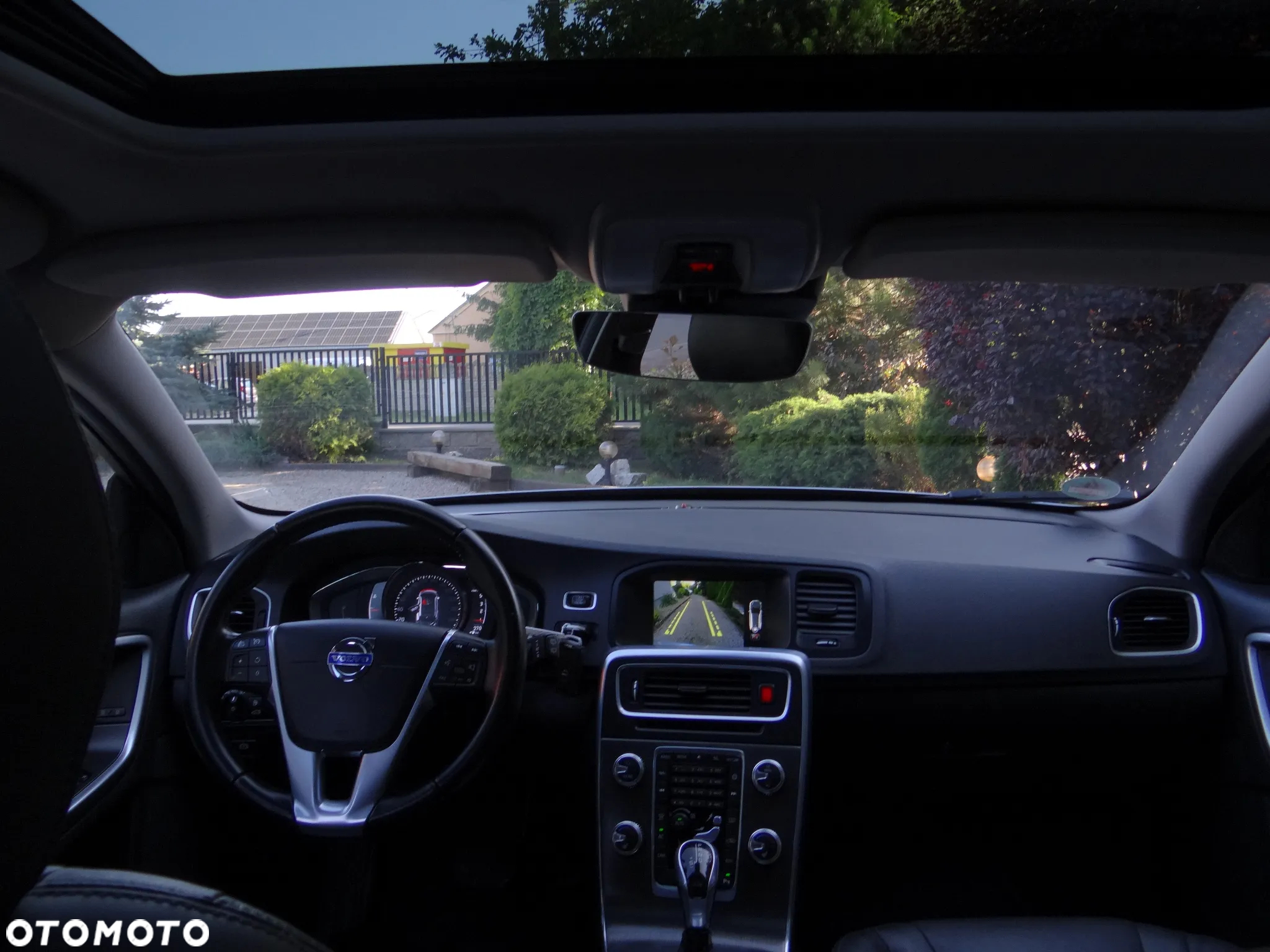 Volvo V60 D4 Geartronic Summum - 19