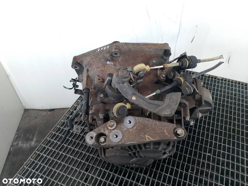 SKRZYNIA BIEGÓW MANUALNA 6 OPEL ASTRA H M32  55192042 1.9 CDTI - 4